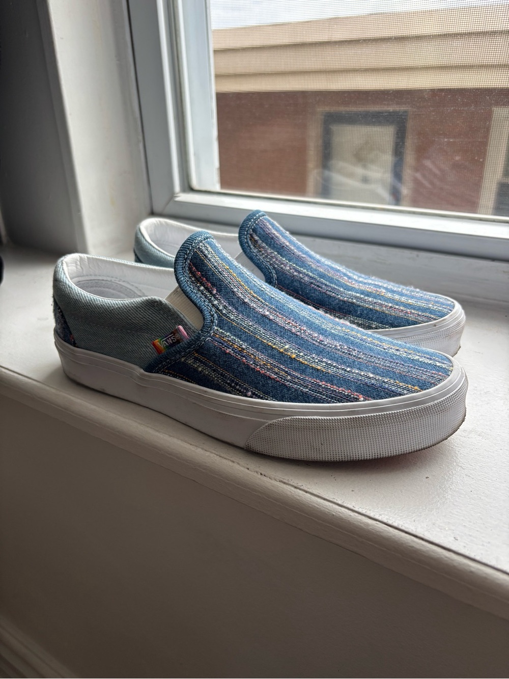 Vans Slip-On Pride Unisex Sneakers in Blue Multi-Stripe